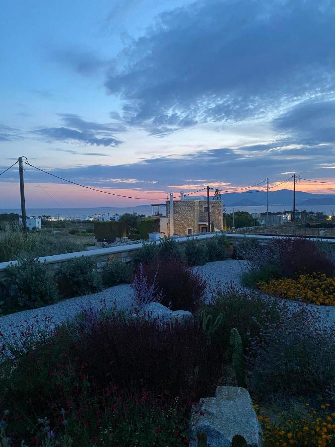 Kapares Studios Agia Anna  المظهر الخارجي الصورة