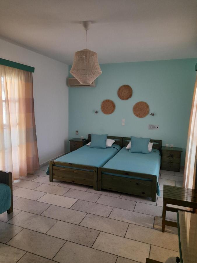 Kapares Studios Agia Anna  المظهر الخارجي الصورة